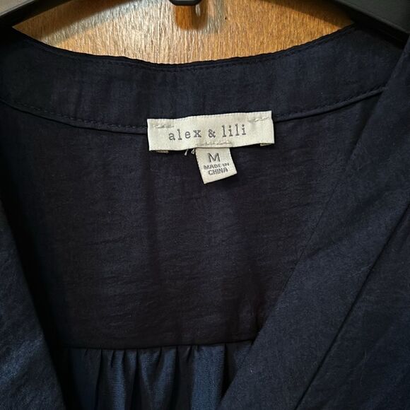 Navy shell  - Picture 3 of 7